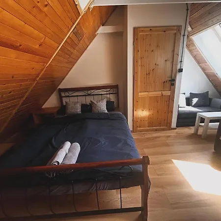 Jelonkowo * Jelenia Góra